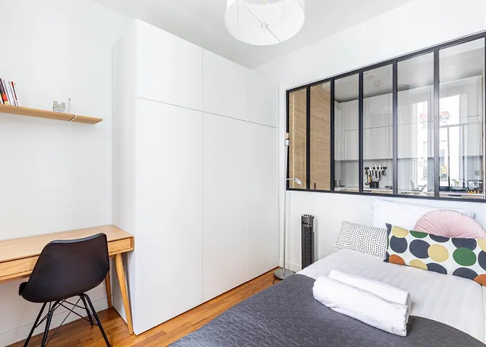 Guestready - Peaceful Escape In Pere-lachaise *